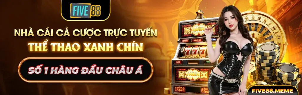 Biểu tượng bảo mật dữ liệu với khóa và khiên trên nền xanh lá